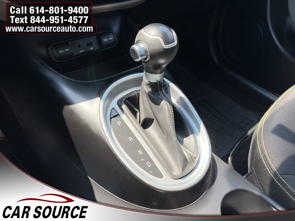 Used 2015 Kia Soul + FWD image 20