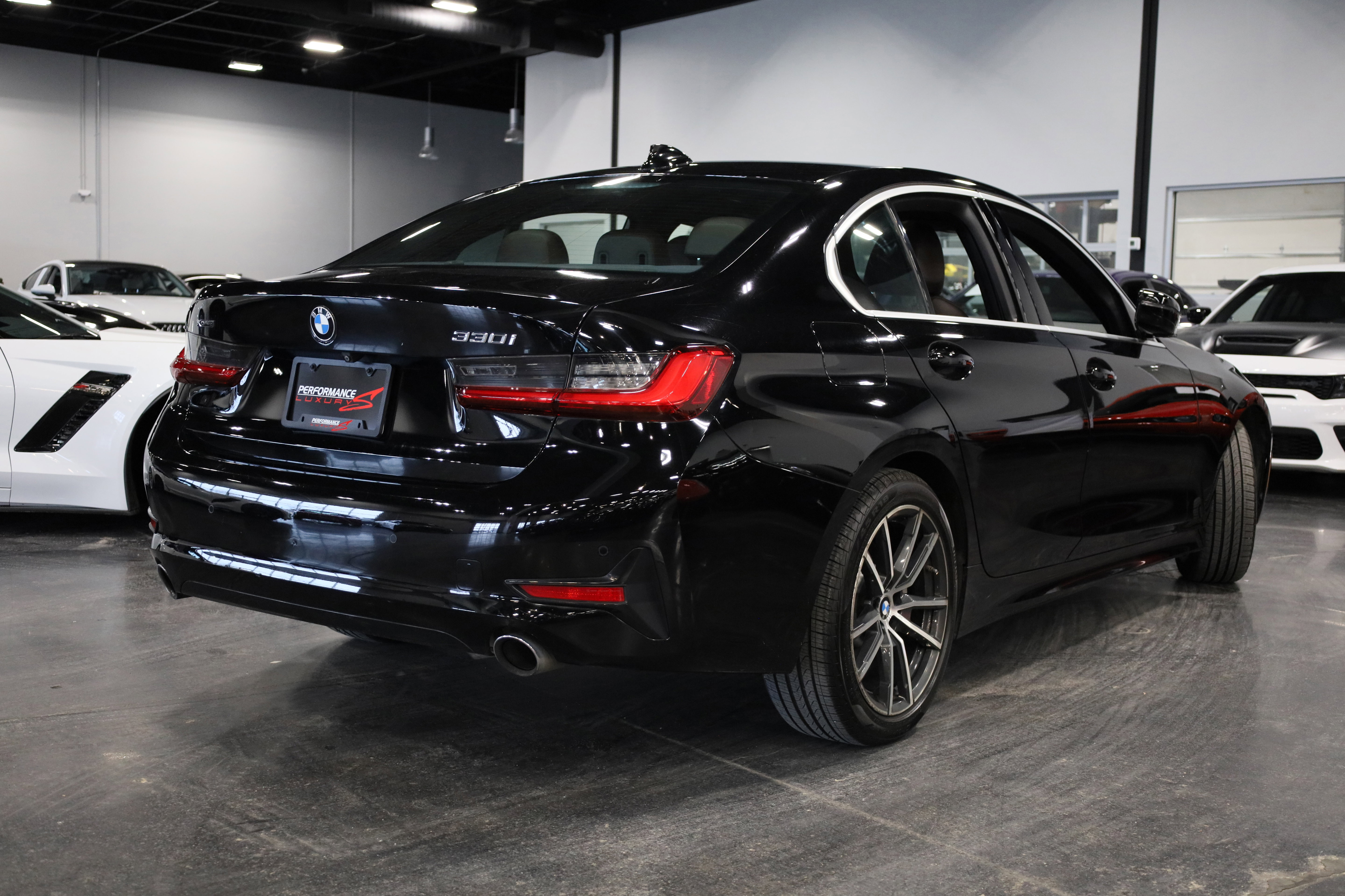 Used 2020 BMW 330i xDrive Sedan w/ Premium Package image 6