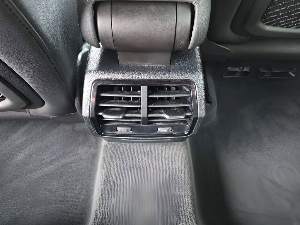 Used 2023 Audi Q3 2.0T Premium Plus w/ Premium Plus Package image 22