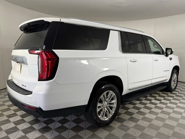 Used 2023 GMC Yukon XL SLT image 3