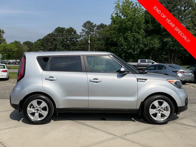 Used 2018 Kia Soul Base image 8