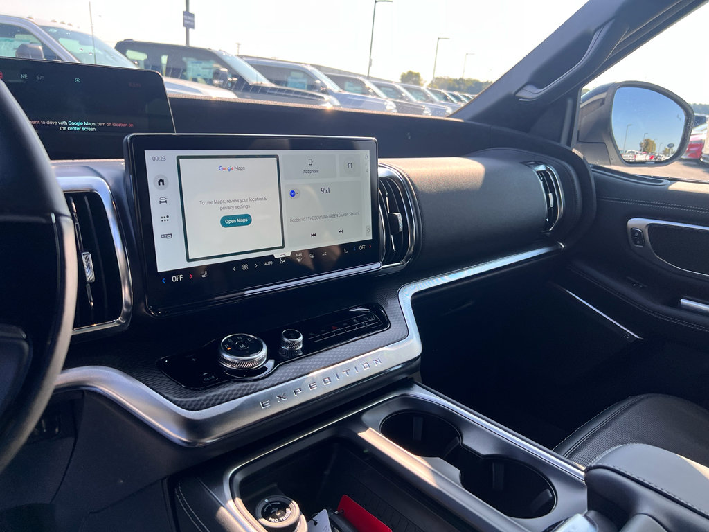 New 2025 Ford Expedition Platinum w/ Stealth Performance Package image 11