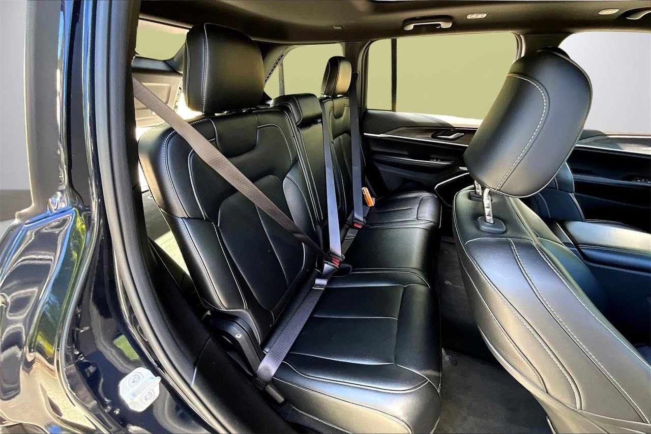 Used 2024 Jeep Grand Cherokee Limited 4xe image 24