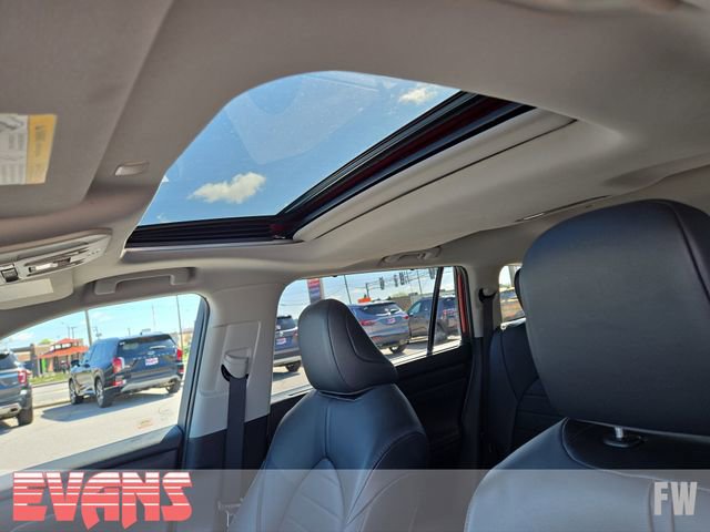 Used 2020 Toyota Highlander XLE image 23