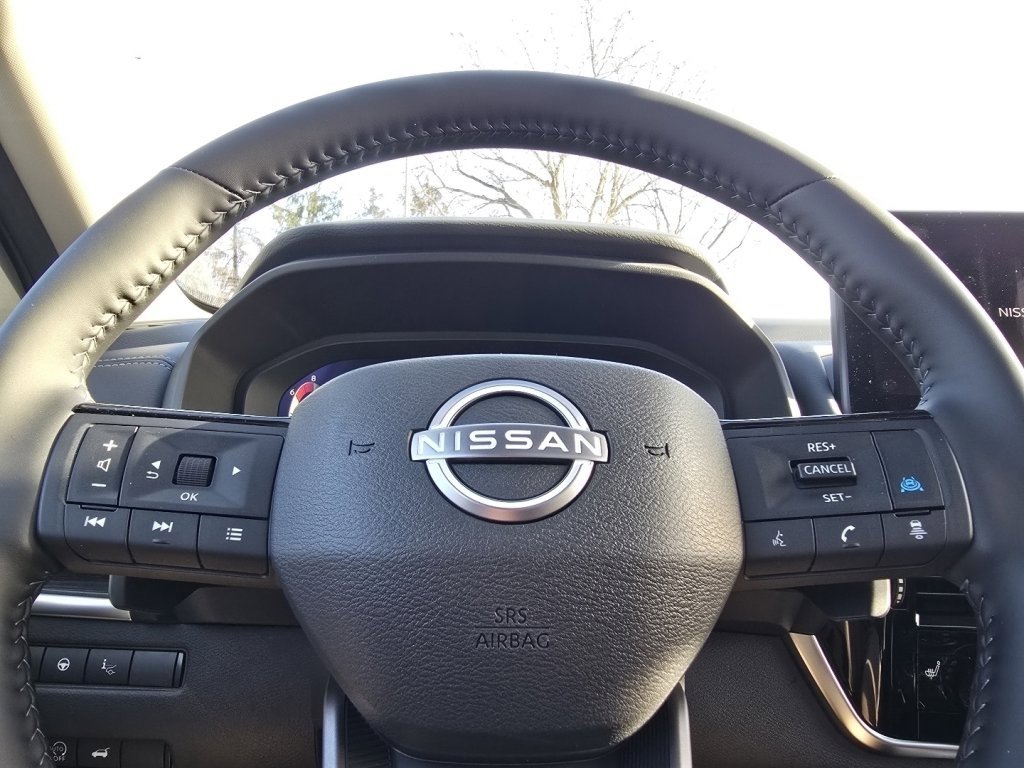 New 2026 Nissan Rogue Platinum image 17