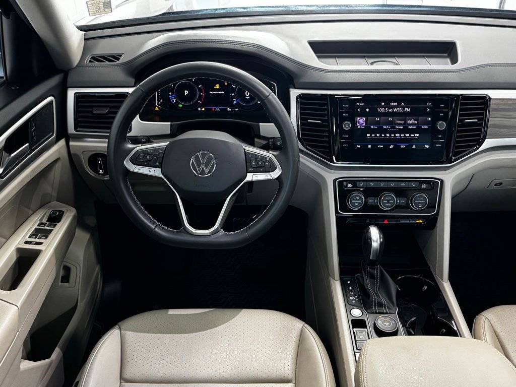Used 2023 Volkswagen Atlas SEL image 13
