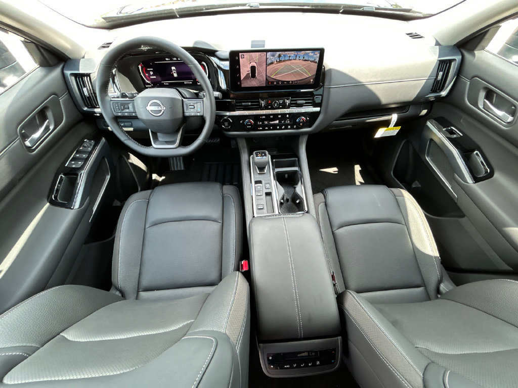 New 2026 Nissan Pathfinder SL FWD image 32
