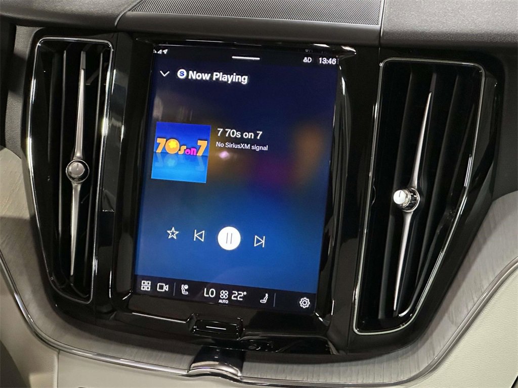 Used 2024 Volvo XC60 T8 Plus w/ Protection Package Premier image 3