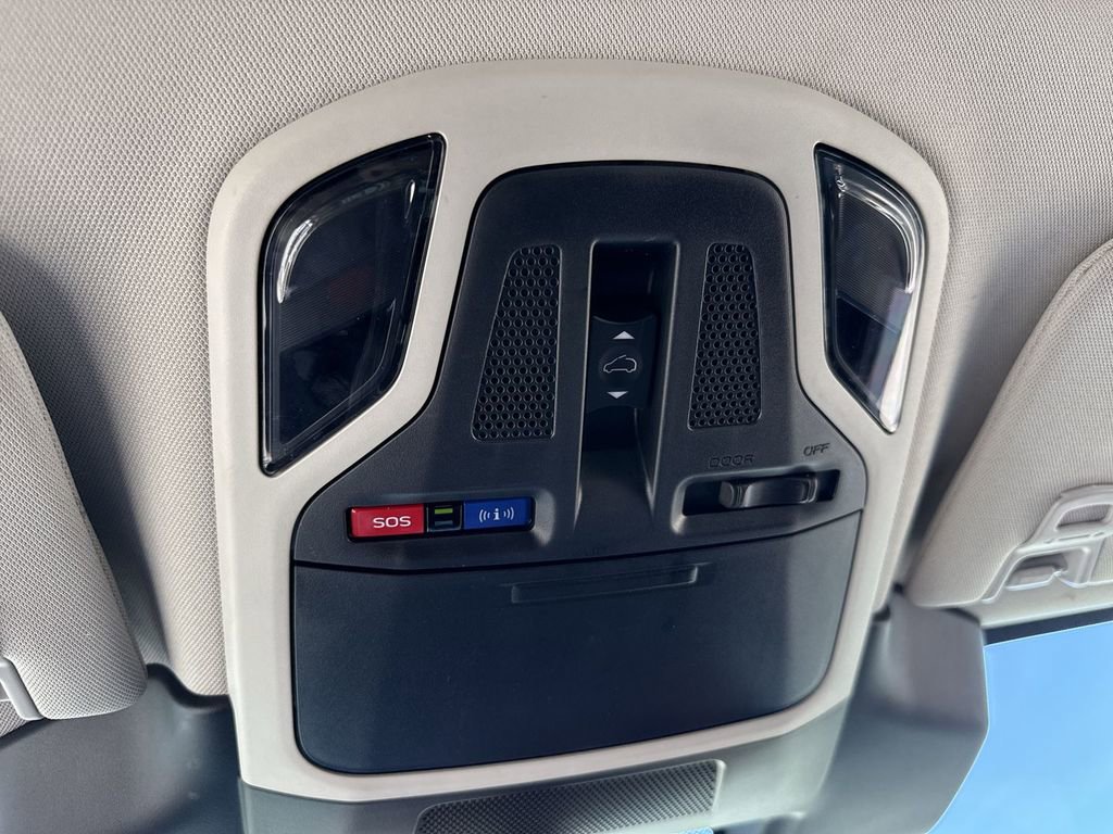 Used 2023 Subaru Outback Limited image 12