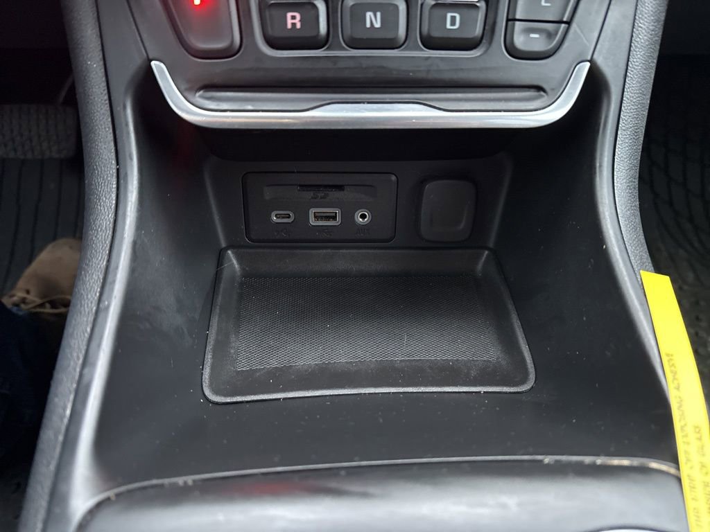 Used 2020 GMC Terrain SLT image 25