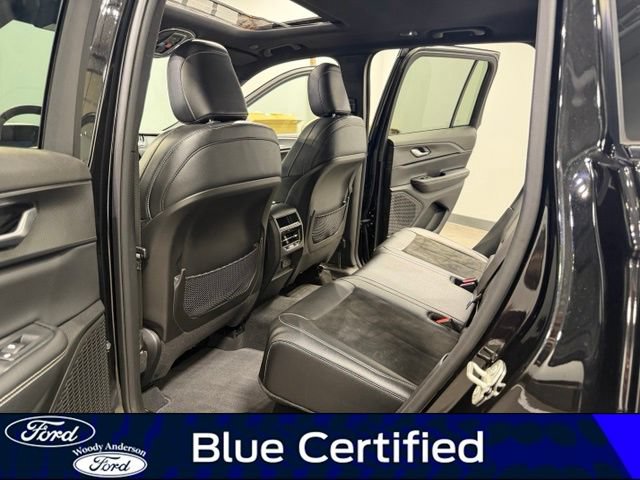 Used 2023 Jeep Grand Cherokee Altitude RWD image 24