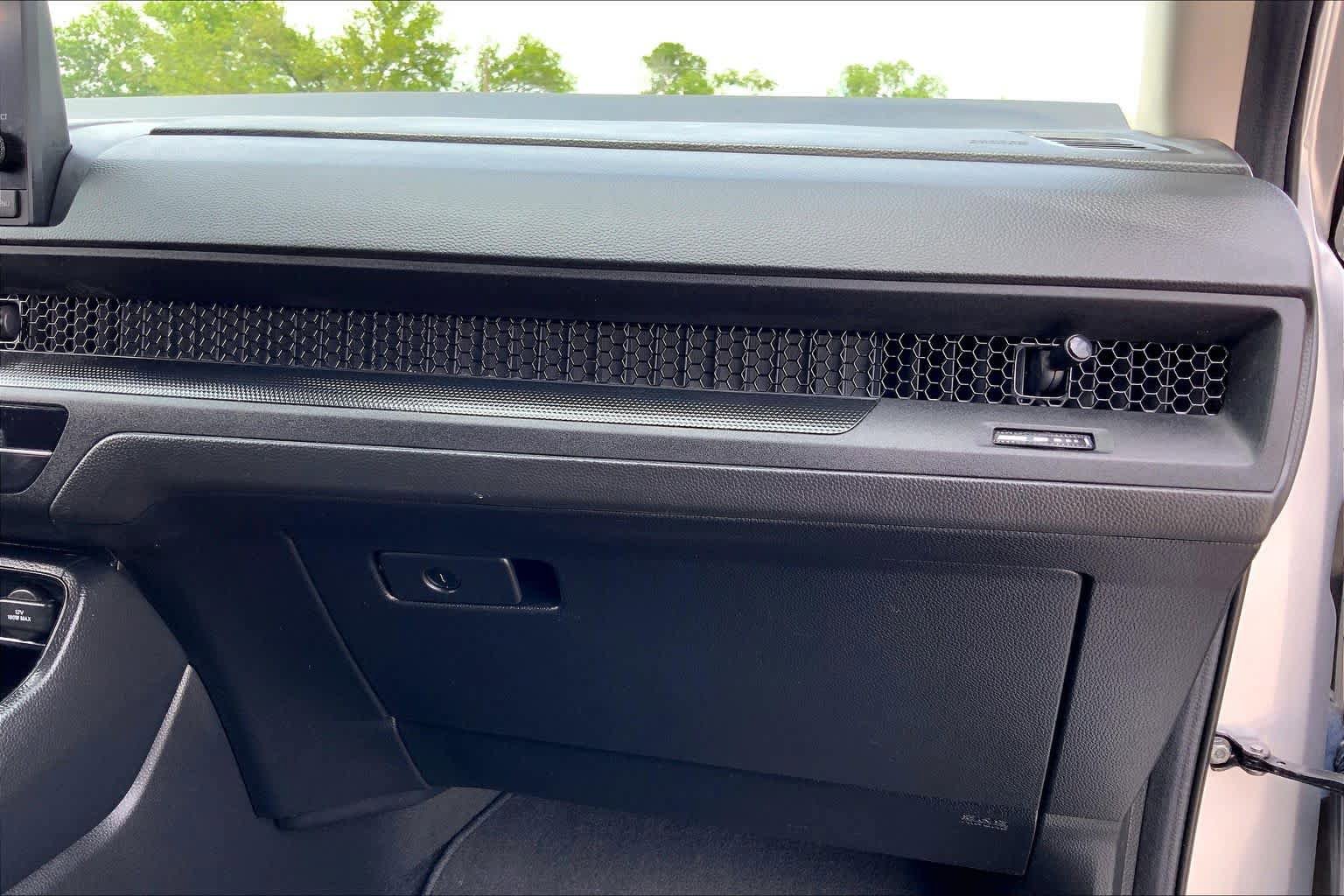 Used 2023 Honda CR-V LX image 18