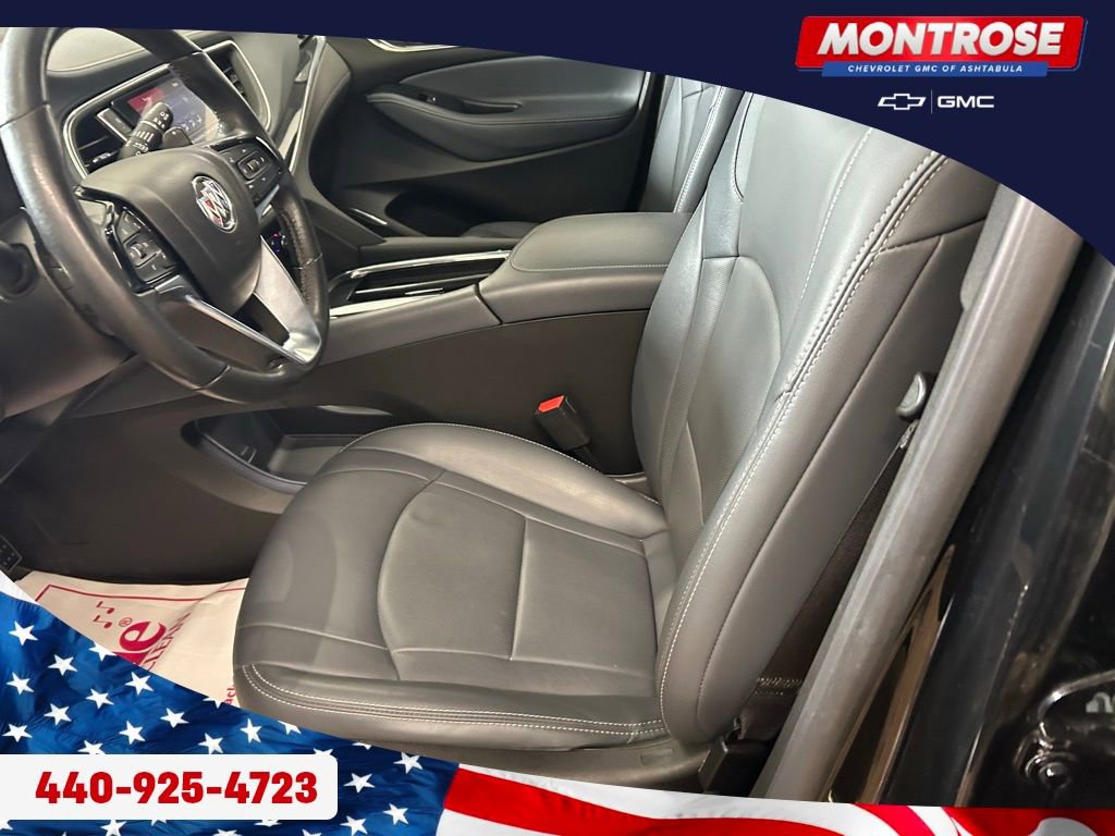 Used 2023 Buick Enclave Essence w/ Sport Touring Edition image 11
