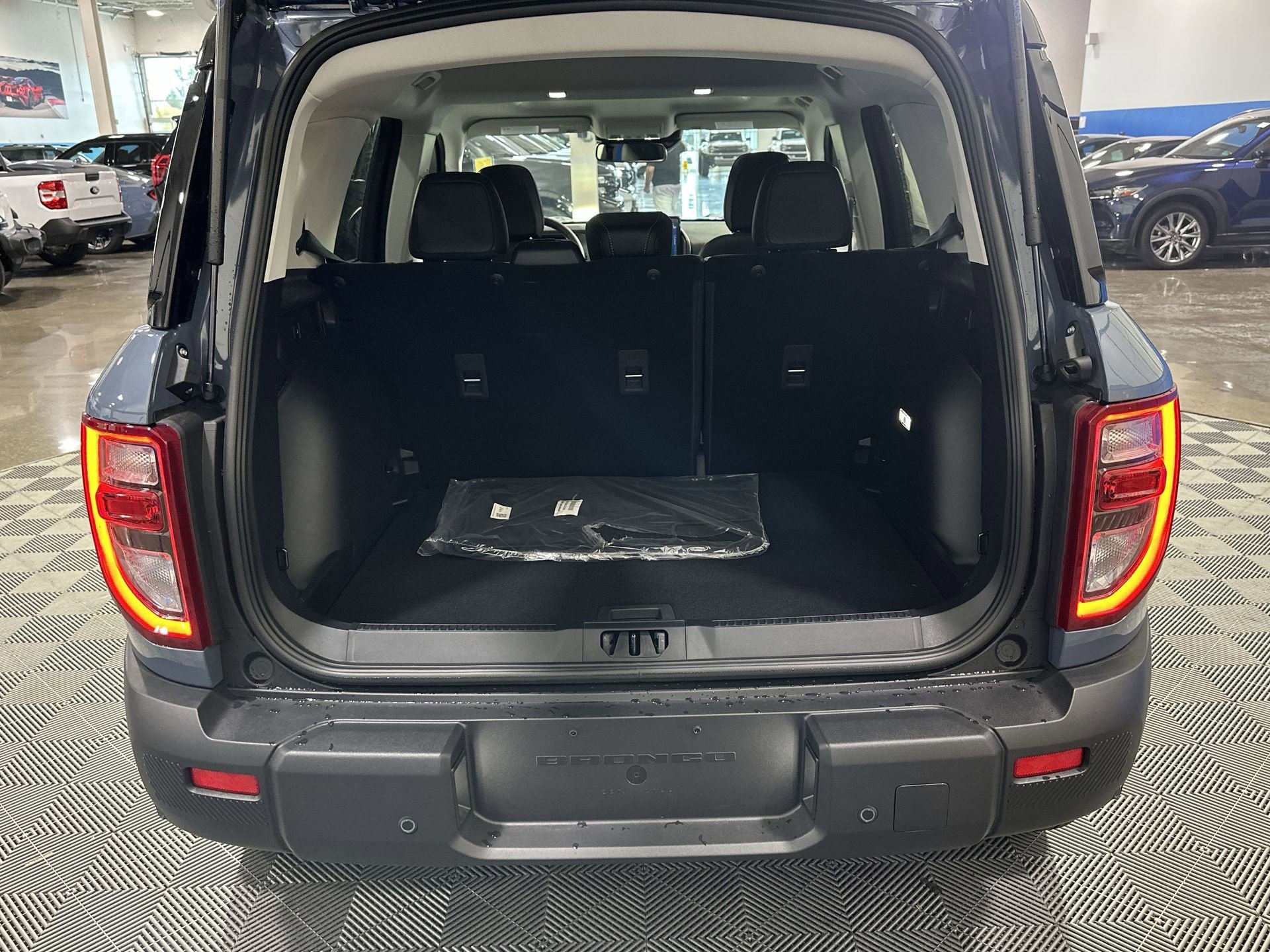 New 2025 Ford Bronco Sport Outer Banks w/ Outer Banks Tech Package+ image 36