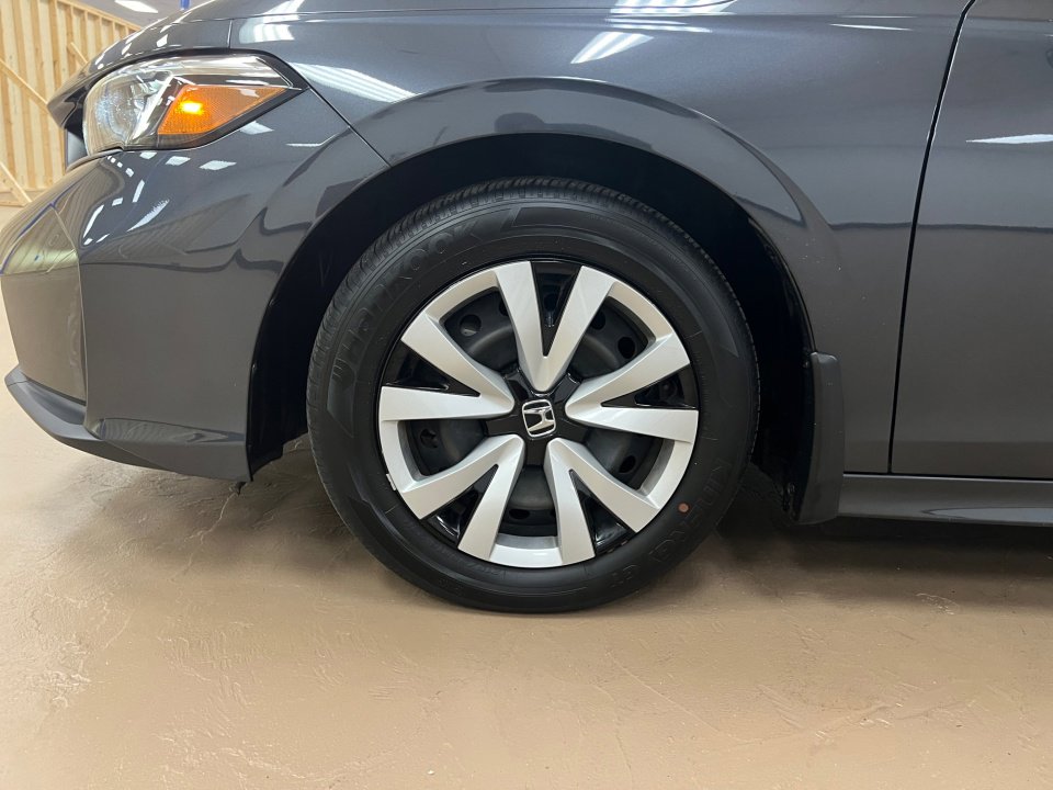 Certified 2025 Honda Civic LX image 27