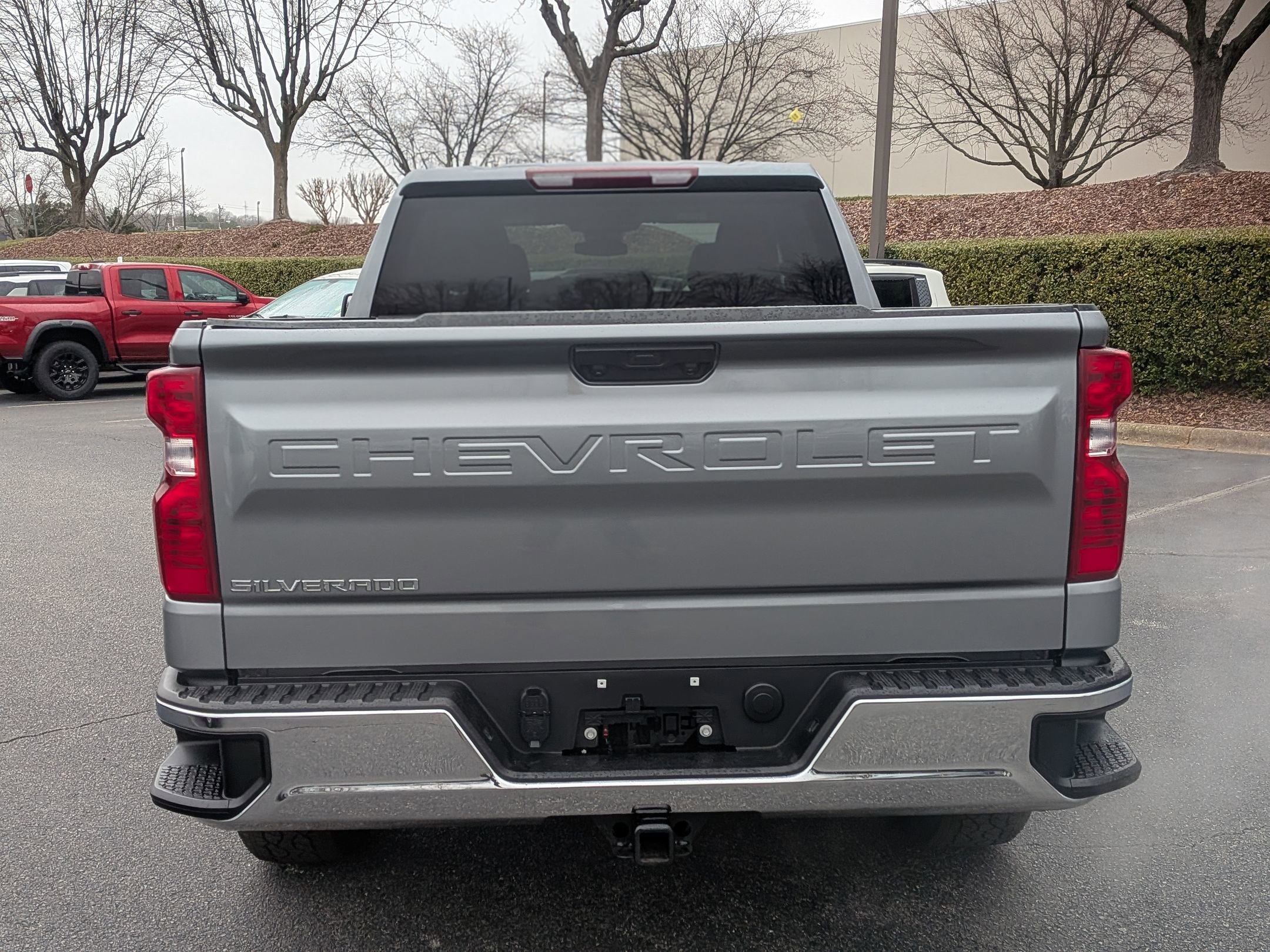 Used 2024 Chevrolet Silverado 1500 LT image 8