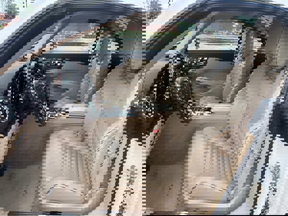 Used 2013 Mercedes-Benz SL 550 image 10