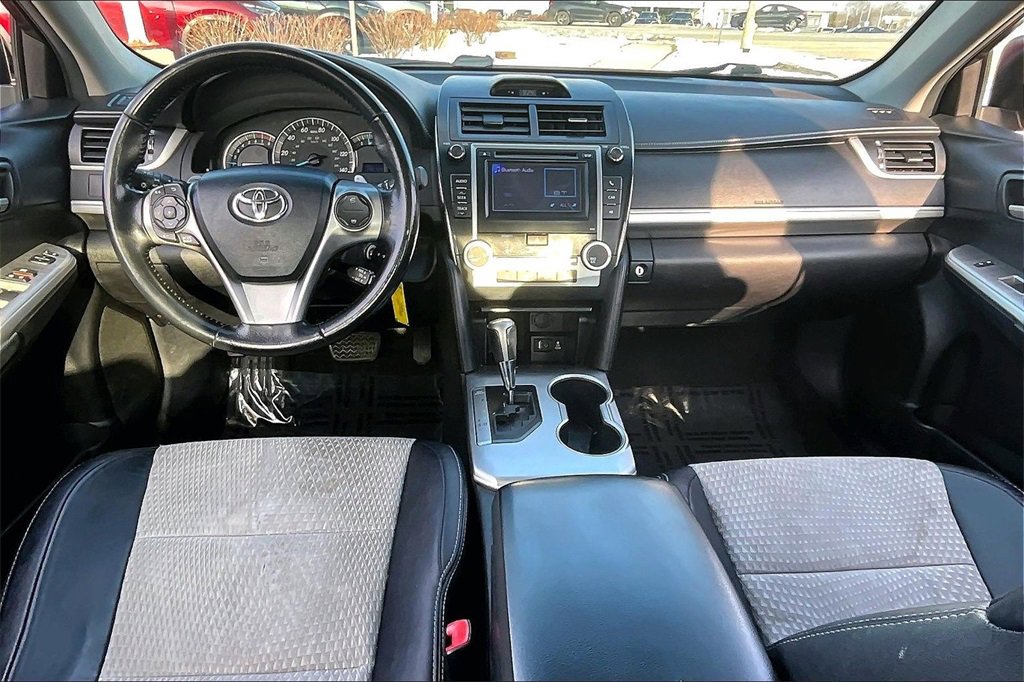 Used 2013 Toyota Camry SE image 23