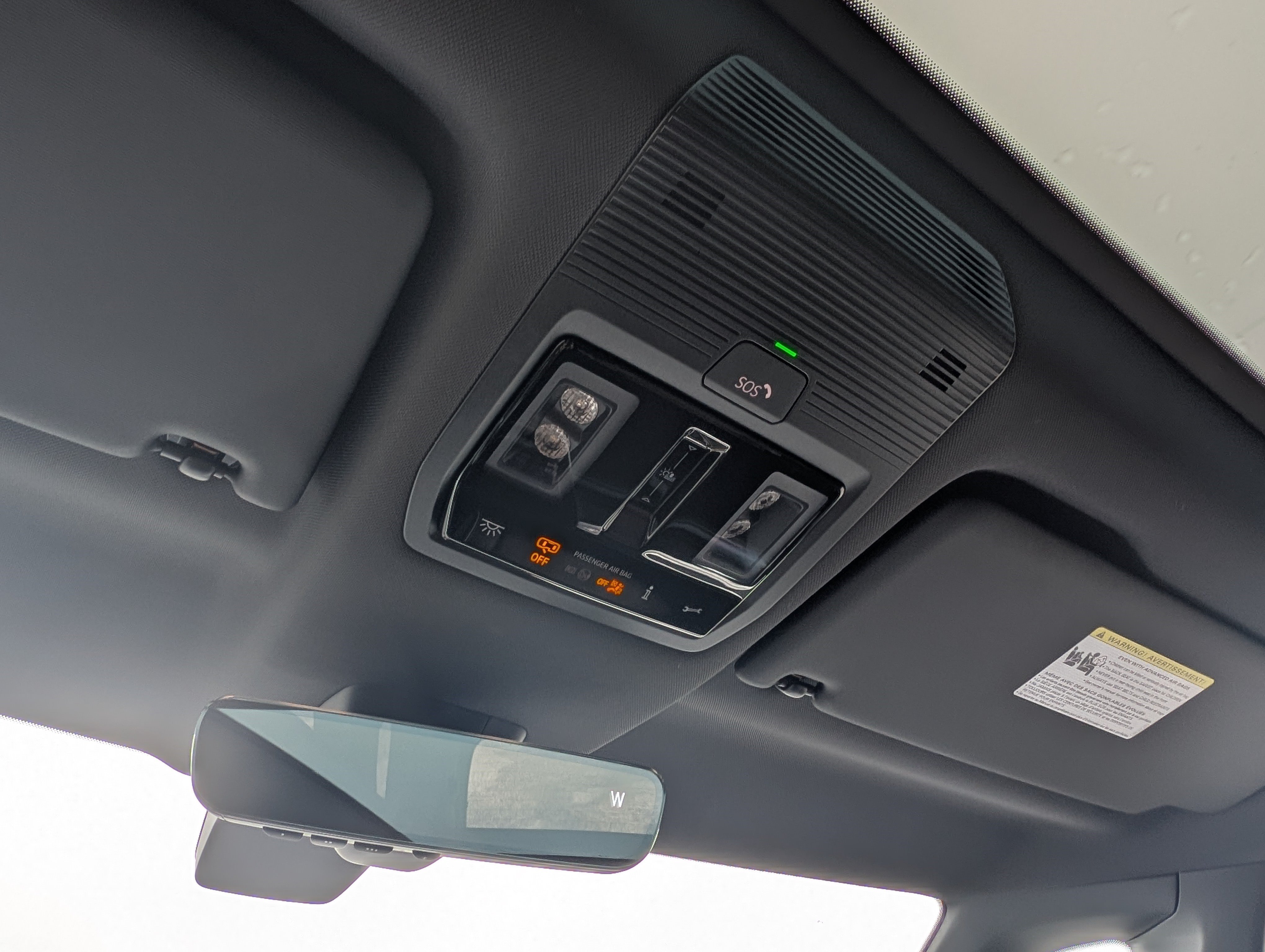 Used 2025 Volkswagen ID. Buzz Pro S Plus RWD image 31