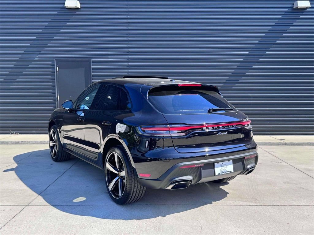 New 2025 Porsche Macan AWD/4WD image 3