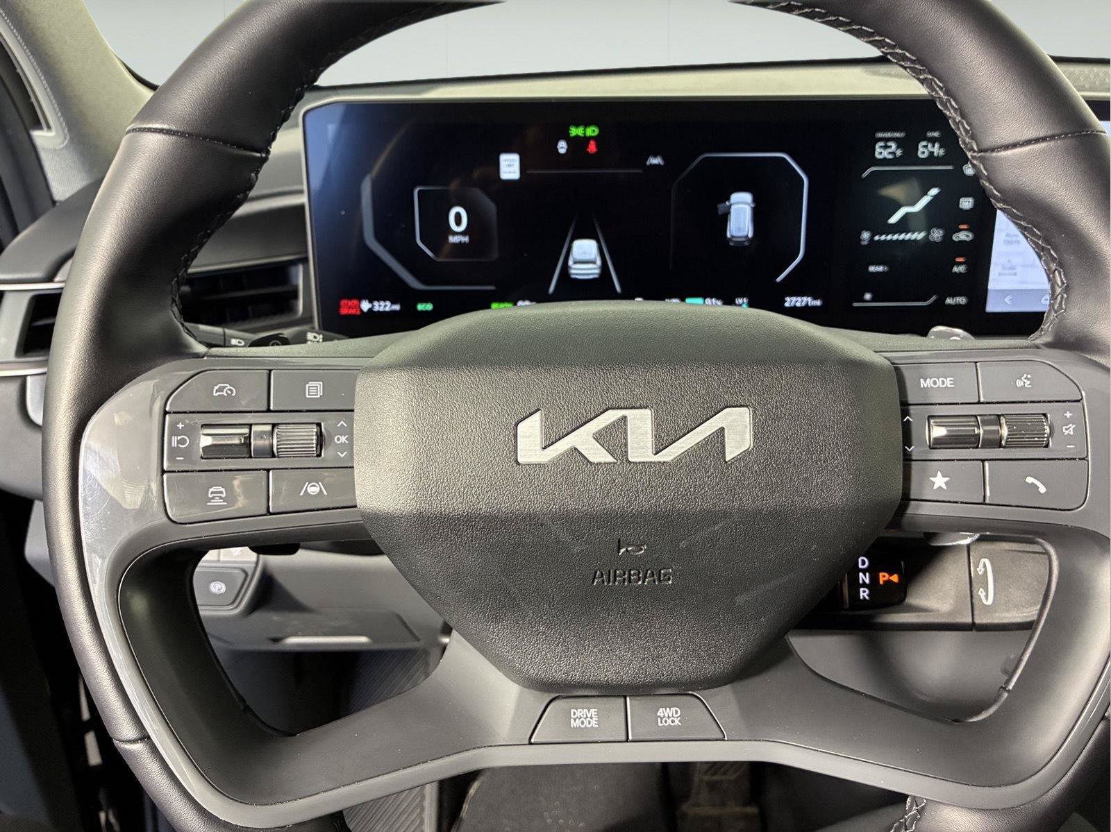 Used 2024 Kia EV9 Wind AWD/4WD image 41