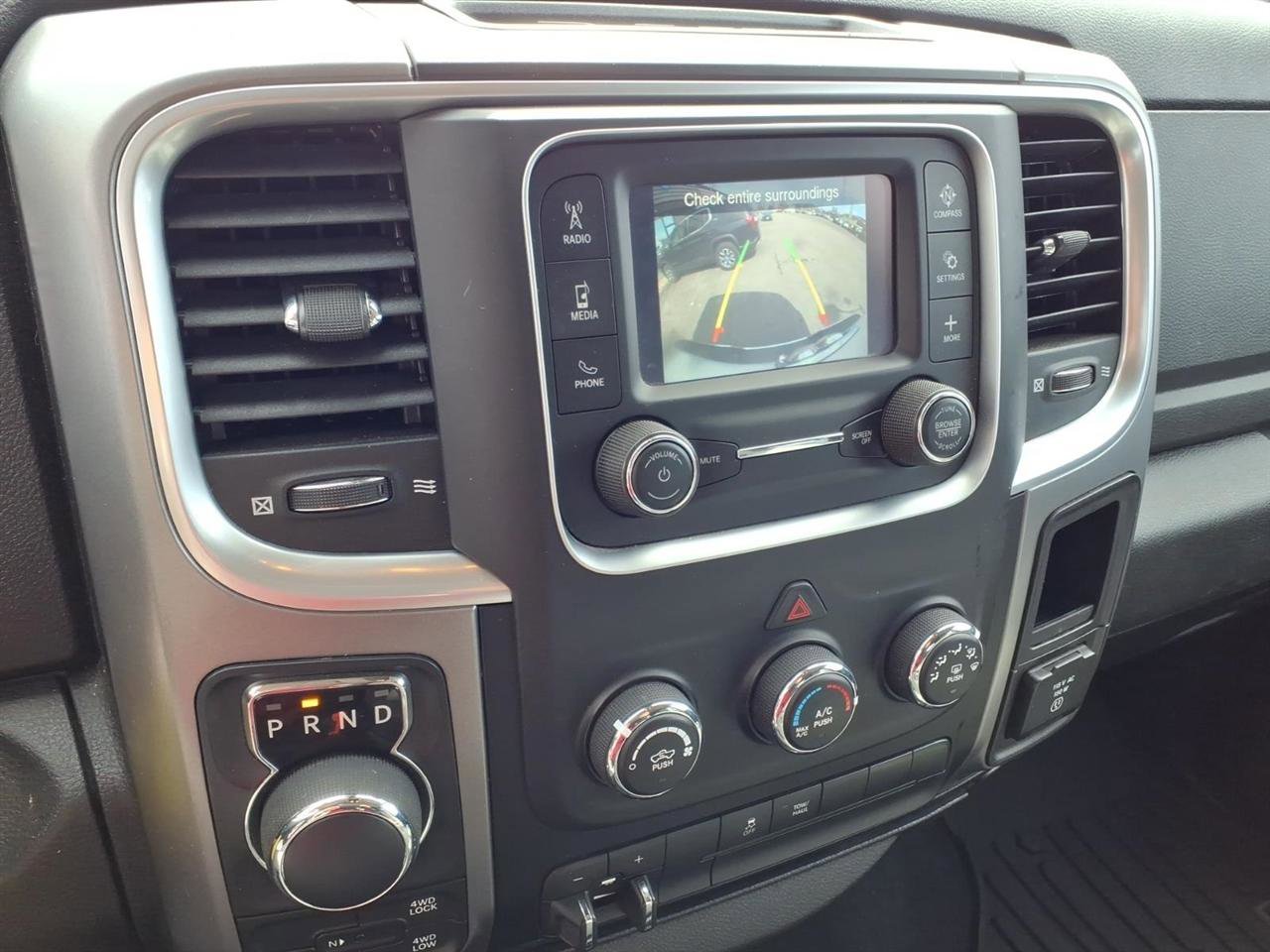 Used 2022 RAM 1500 Classic SLT w/ Protection Group AWD/4WD image 10