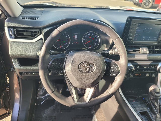 Used 2021 Toyota RAV4 XLE w/ Convenience Package AWD/4WD image 30