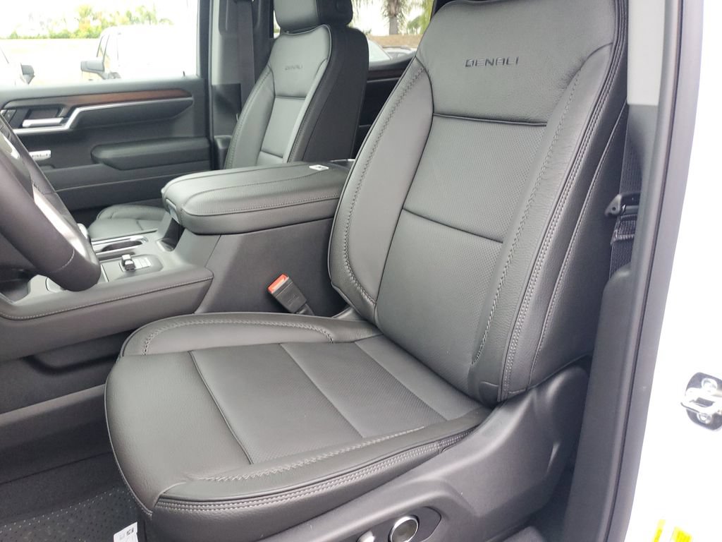 New 2026 GMC Sierra 1500 Denali w/ Technology Package RWD image 7