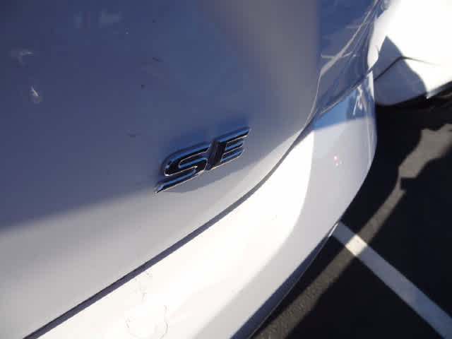 Used 2026 Toyota Camry SE FWD image 7