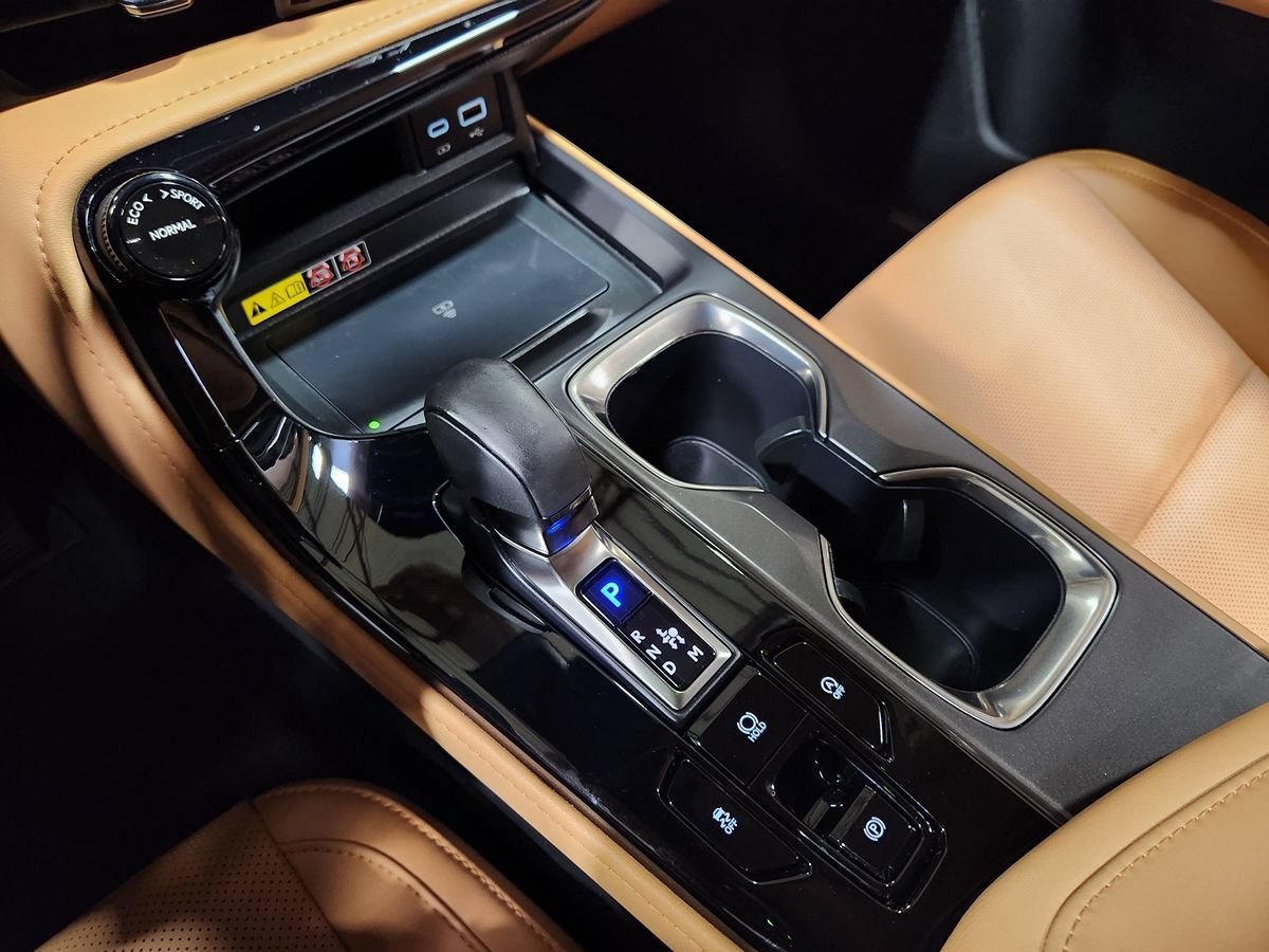 Used 2025 Lexus NX 250 FWD w/ Accessory Package (2T) image 37