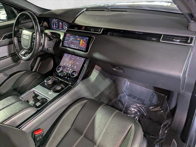 Used 2019 Land Rover Range Rover Velar R-Dynamic SE image 23