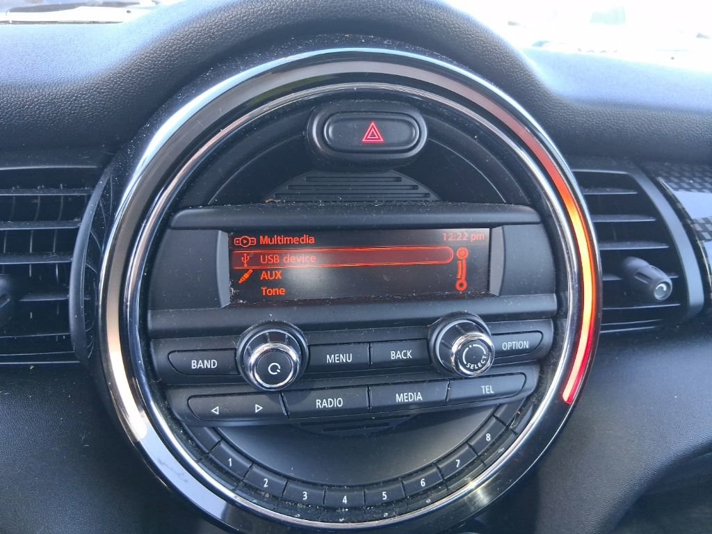 Used 2015 MINI Cooper S image 11