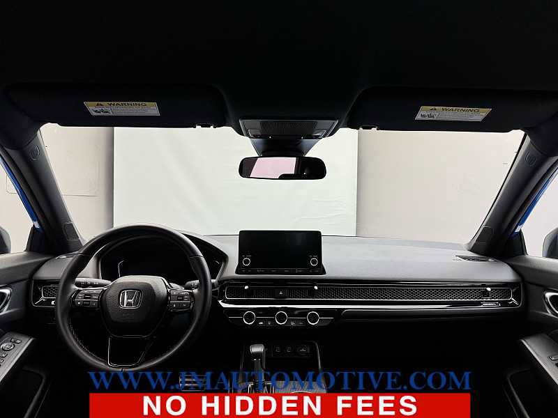 Used 2025 Honda Civic Sport image 11