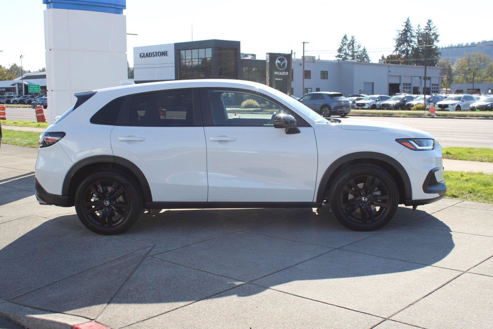 Used 2026 Honda HR-V Sport image 6