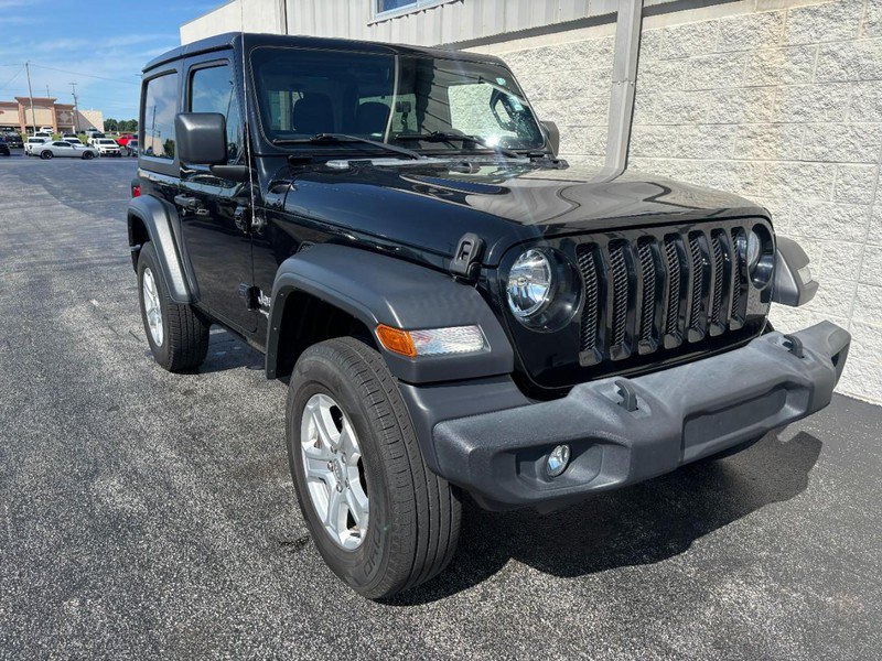 Used 2020 Jeep Wrangler Sport AWD/4WD image 2