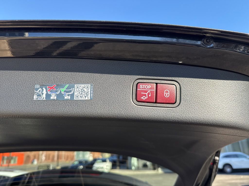 New 2026 Mercedes-Benz GLC 300 4MATIC image 26