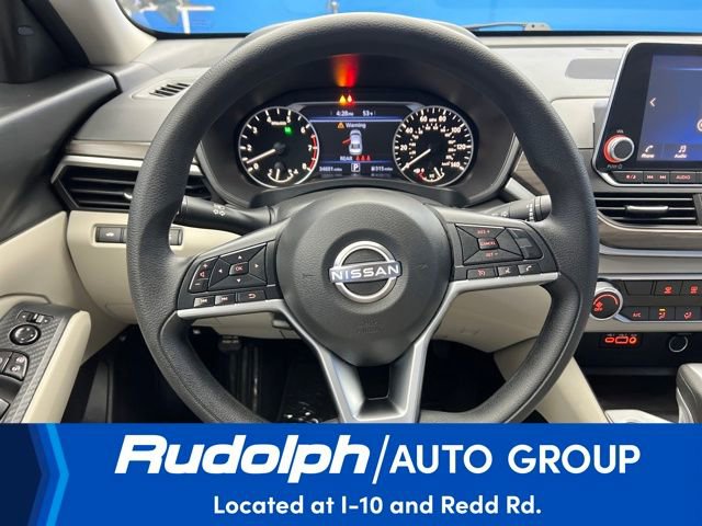 Used 2025 Nissan Altima 2.5 SV image 17