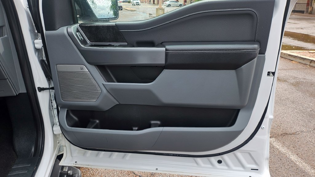 Used 2024 Ford F150 Lightning Flash AWD/4WD image 18