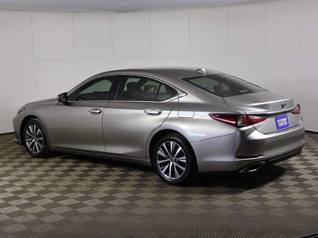 Used 2020 Lexus ES 350 w/ Premium Package FWD image 10