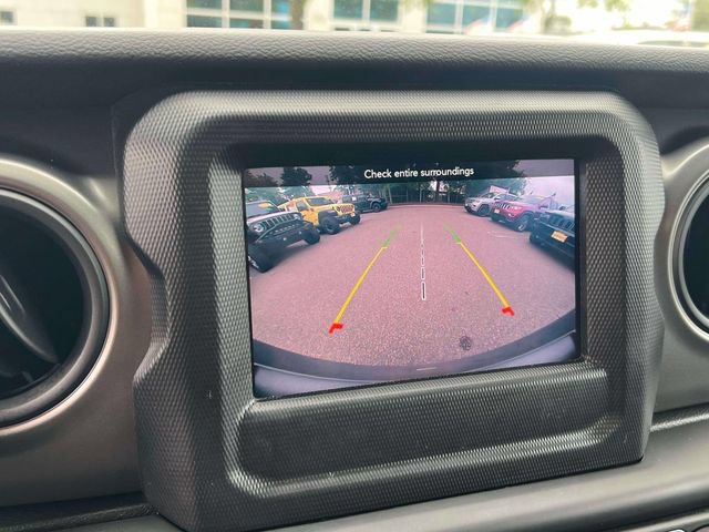 Used 2022 Jeep Wrangler Unlimited Sport AWD/4WD image 15