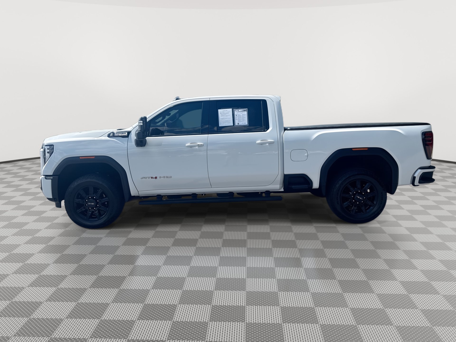 Used 2024 GMC Sierra 2500 AT4 w/ AT4 Premium Plus Package AWD/4WD image 5