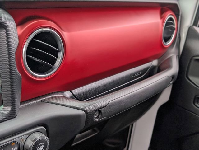 Used 2023 Jeep Gladiator Rubicon w/ LED Lighting Group image 29