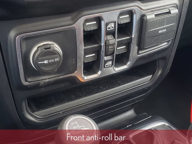 Used 2022 Jeep Wrangler Unlimited Sahara AWD/4WD image 26