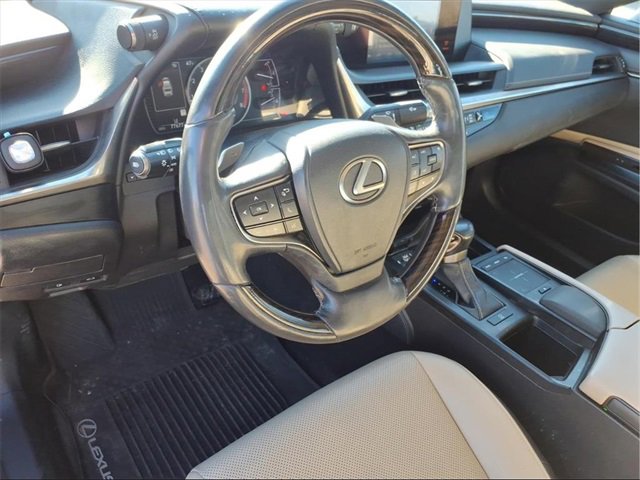 Used 2021 Lexus ES 250 w/ Premium Package image 8