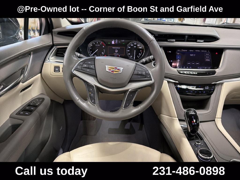 Used 2022 Cadillac XT5 Premium Luxury w/ LPO, Floor Liner Package AWD/4WD image 17