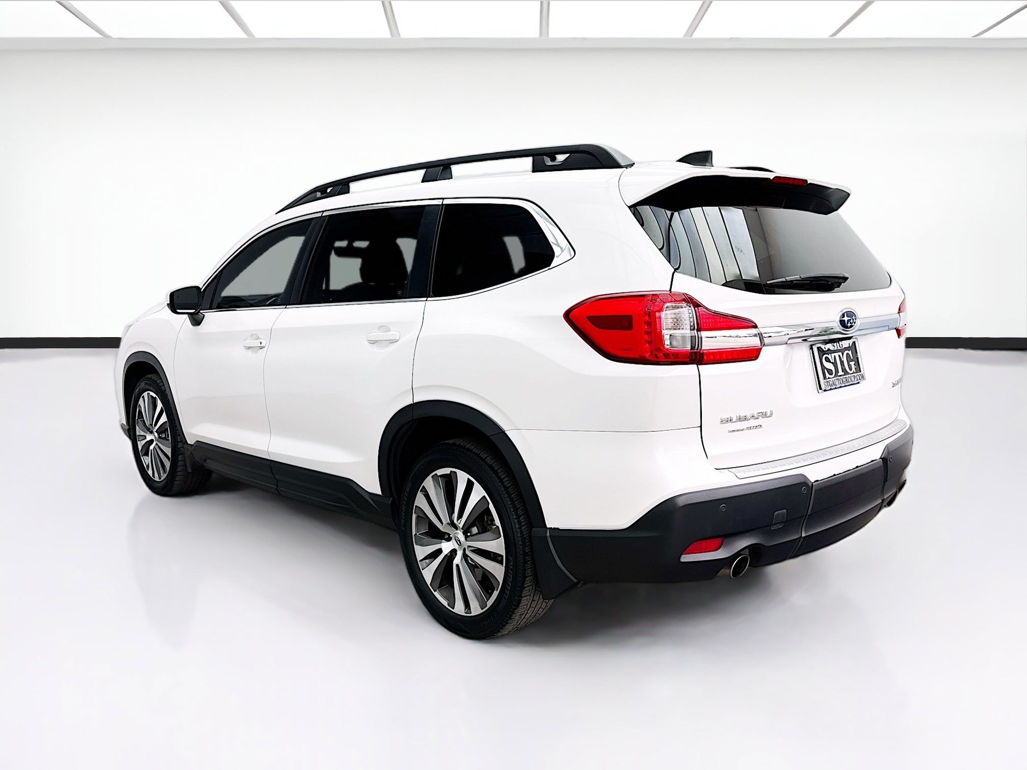 Used 2021 Subaru Ascent Premium w/ Sport Package AWD/4WD image 6