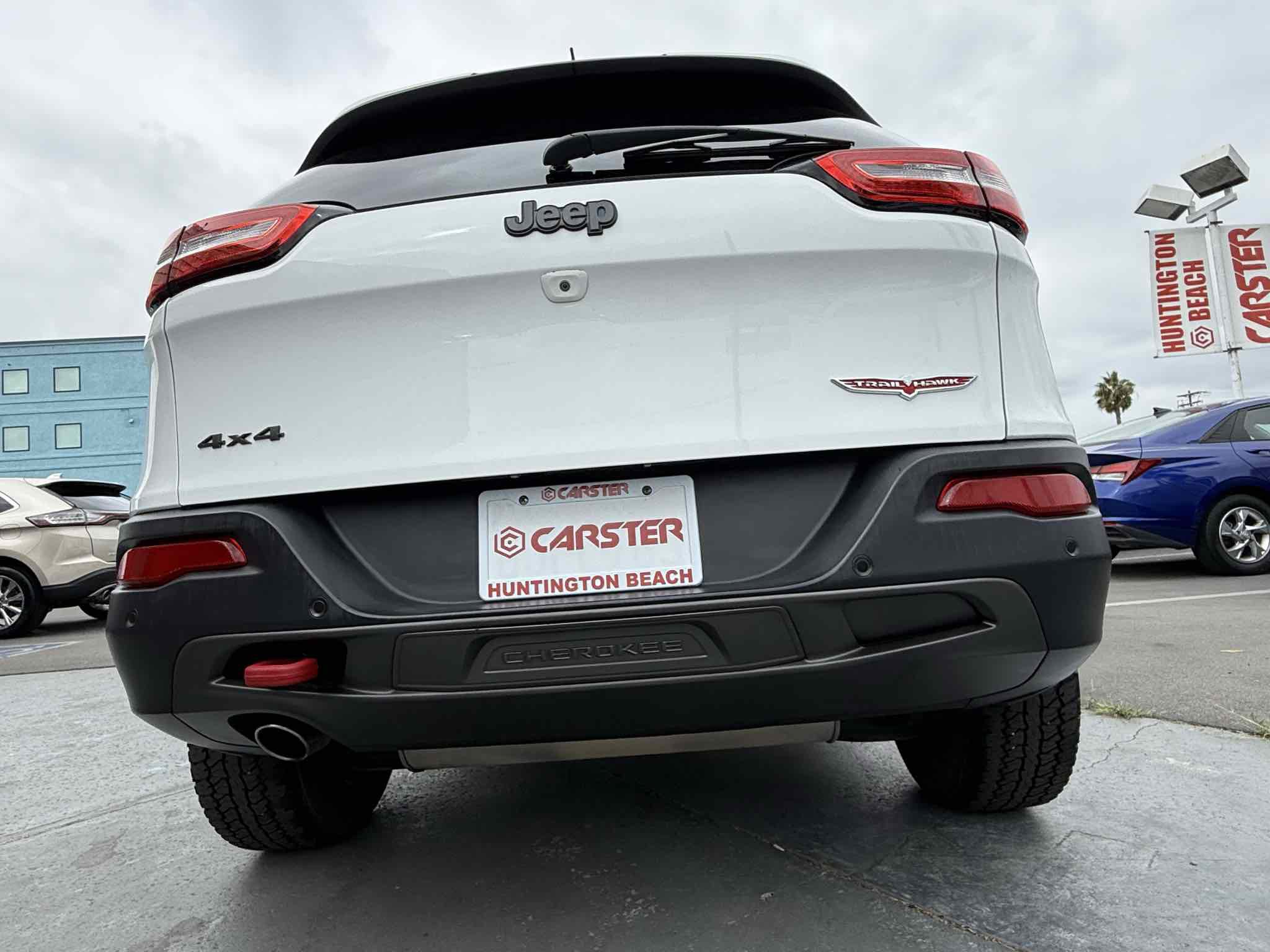 Used 2018 Jeep Cherokee Trailhawk image 17