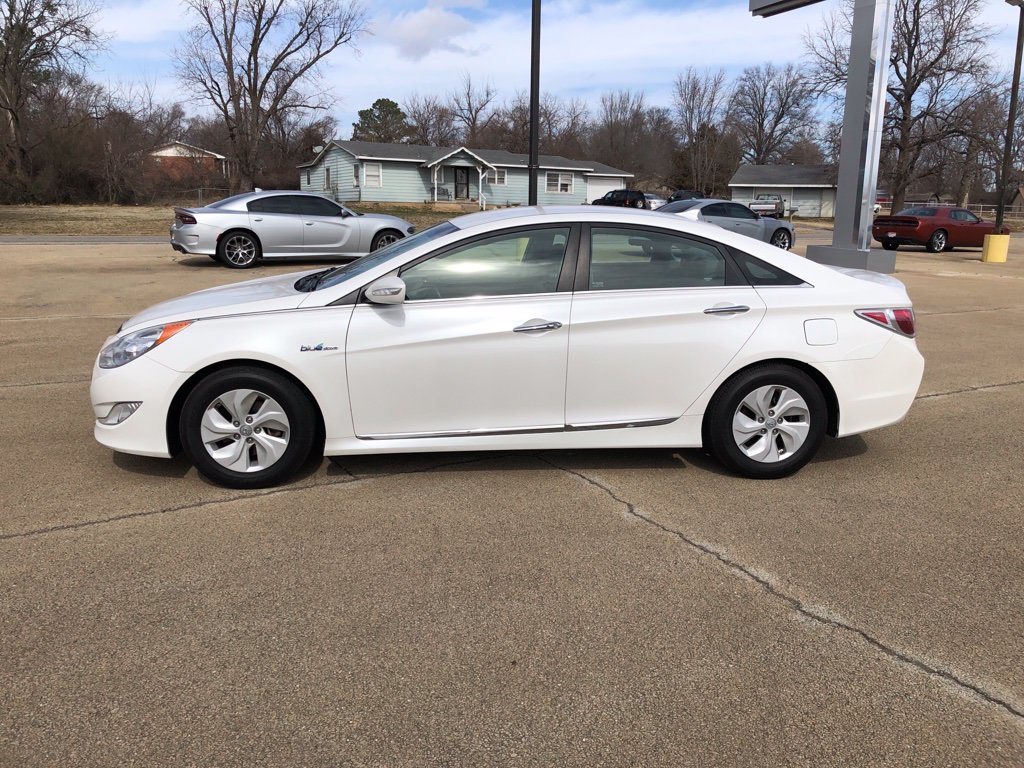 Used 2014 Hyundai Sonata Hybrid FWD image 4