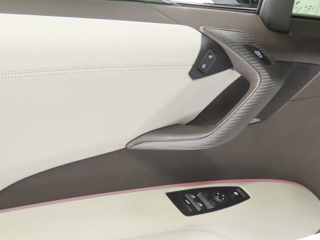 Used 2019 BMW i8 Roadster image 29