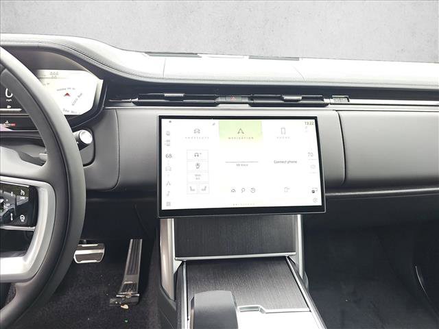 New 2025 Land Rover Range Rover Long Wheelbase SE image 21